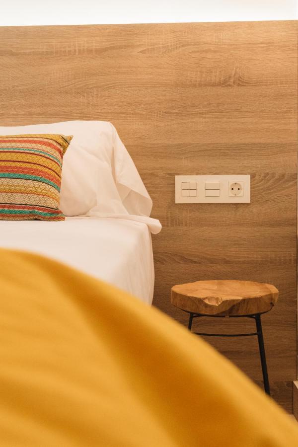Apartaments La Rambla - Arbequina - 6 Persones كورنووديلا المظهر الخارجي الصورة